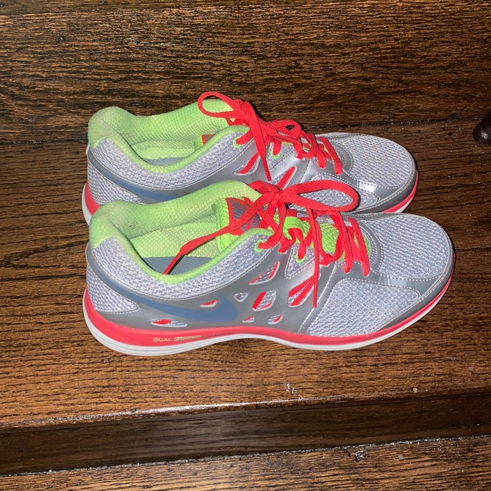 Nike Dual Fusion Lite